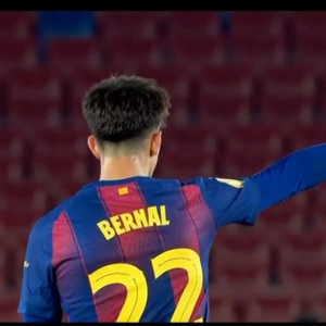 Φοβερή προσπάθεια του Γιαμάλ, ο Μπερνάλ εξ επαφής το 1-0 της Μπαρτσελόνα (video)