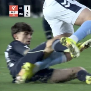 Σάλος στην Ισπανία: Φωνές για φάουλ στο γκολ νίκης της Ρεάλ Μαδρίτης (video)