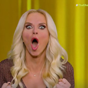 Τρελάθηκε η Μπεκατώρου - Η ποδοσφαιρική ερώτηση που χάρισε στο... παρά ένα πάνω από 10.000 ευρώ (video)