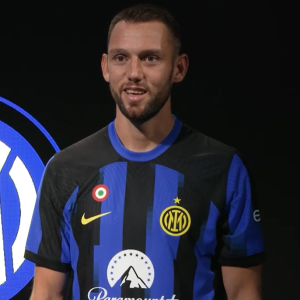 «Ο Ολυμπιακός ενδιαφέρεται για την απόκτηση του Ντε Φράι»