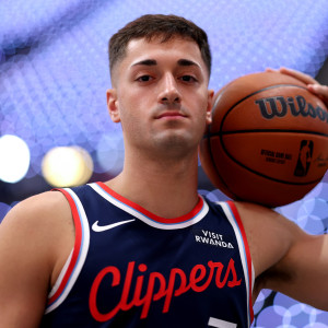 Ο Τζον Πουλακίδας ετοιμάζεται για το ντεμπούτο του στο NBA