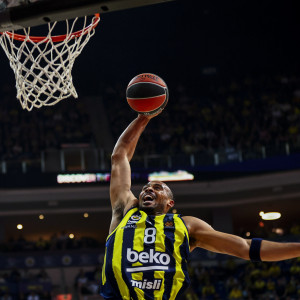 Παρουσιάστηκε κι έφερε τα πάνω... κάτω μονομιάς: Μπορεί ο Χόρτον-Τάκερ να αναδειχθεί MVP της EuroLeague;