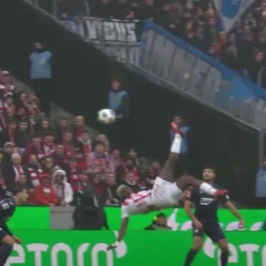 Οι VARίστες έμειναν άναυδοι: «Ουάου! Το γκολ πρέπει να μετρήσει, δεν τσεκάρω τίποτα» (video)