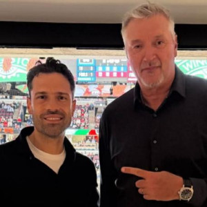 Ο Κωνσταντίνος Αργυρός είδε ματς των Μπουλς και φωτογραφήθηκε με τον Τόνι Κούκοτς (photo)