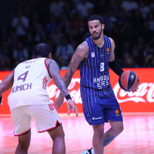 Ο Σουάιντερ «εκτέλεσε» τη Μπάγερν και έδωσε τεράστια νίκη στην Εφές