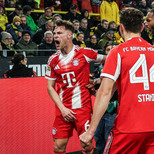 Με μυθική γκολάρα του Κίμιχ η Μπάγερν πήρε το «klasiker» και αγκάλιασε τη «σαλατιέρα»