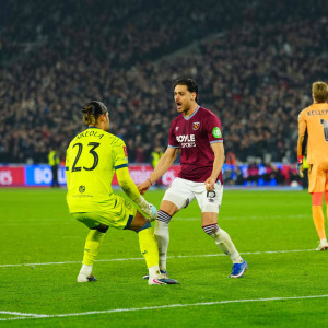 Ήρωας Μαυροπάνος: Έστειλε την Γουέστ Χαμ στους «8» του FA Cup με απίθανη εκτέλεση πέναλτι