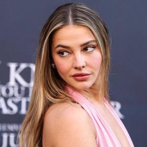 Η σταρ του Hollywood, πρώην σύντροφος Έλληνα «γαλαζοαίματου» που βάζει… φωτιά στο γάμο του Ντόντσιτς