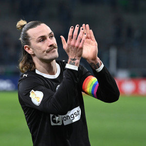 Ακτιβιστής, hipster, ροκάς – Ο Τζάκσον Ίρβαϊν δεν είναι ο ποδοσφαιριστής που έχεις συνηθίσει