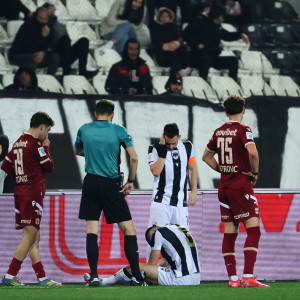 Κάκωση στην ποδοκνημική ο Κένι - Γιατί αντικαταστάθηκε ο Γερεμέγεφ