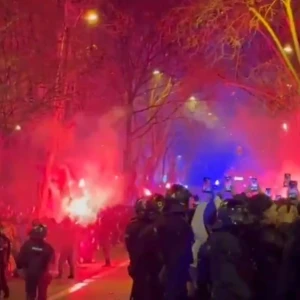 Οπαδοί της Μπαρτσελόνα έσπασαν το παράθυρο του πούλμαν την Ατλέτικο Μαδρίτης