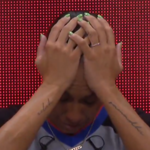 Συμβαίνει και στις καλύτερες οικογένειες: Διαιτήτρια στο ΝΒΑ χτύπησε το κεφάλι της σε κάμερα! (video)