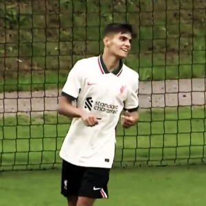 Από το ναδίρ στο ζενίθ - Που βρίσκεται σήμερα το ball boy που... βοήθησε την Λίβερπουλ με την Μπαρτσελόνα