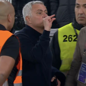 Εξερράγη ο Μουρίνιο στο ντέρμπι με την Πόρτο: «Με αποκάλεσε προδότη 50 φορές»