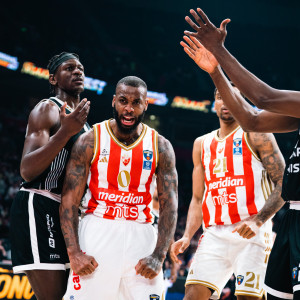 «Ερυθρόλευκο» το ντέρμπι του Βελιγραδίου: Ο Ερυθρός Αστέρας κέρδισε την Παρτίζαν με ηγέτη ΜάκΙνταϊρ