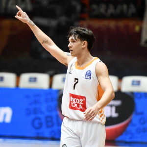 Ο Μπαζίνας έβαλε τον Προμηθέα στον δρόμο των επιτυχιών με δύο προπονήσεις και κατάθεση ψυχής