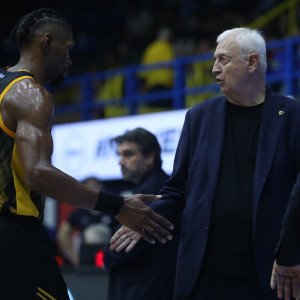 Αποθέωσε Σάκοτα ο Σίλβα: «Λάτρεψα να παίζω γι αυτόν»