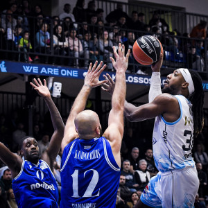 Ο Κολοσσός «προσγείωσε» τον Ηρακλή και πήρε βαθιά «ανάσα» στη βαθμοιλογία