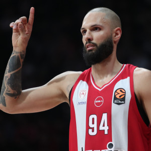 Η βραδιά του Φουρνιέ: Έκανε ρεκόρ πόντων και PIR στη νίκη του Ολυμπιακού επί της Φενέρμπαχτσε