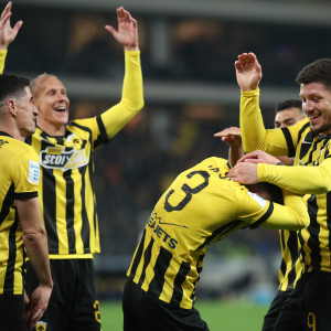 Η ΑΕΚ έκανε το 3-0 με Βάργκα και μαγική ασίστ από Πήλιο