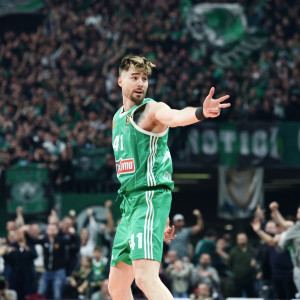 Ας μιλήσουν μια φορά και οι άμυνες!