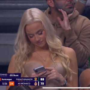Η γυναίκα παίκτη της Μονακό... τρέλανε τον σκηνοθέτη στο ματς με τον Παναθηναϊκό (photos)