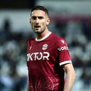 Το μήνυμα αντεπίθεσης του Μακέντα: «Τίποτα δεν έχει τελειώσει, δέκα τελικοί για τα αλλάξουμε όλα»