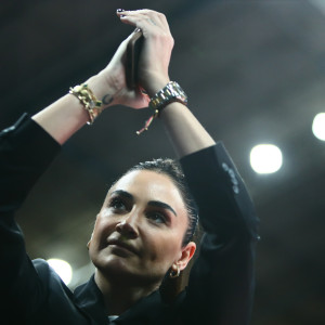 Η Σελέν Ερντέμ στο T-Center για το Παναθηναϊκός - ΑΕΚ