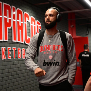 Αυτό είναι το νέο αμάξι του Φουρνιέ - Το «θηρίο» των 160.000 ευρώ