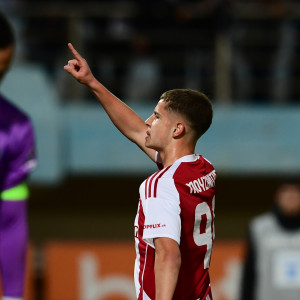 Ο Ταρέμι... πάσαρε στον Μουζακίτη το πέναλτι για το 0-3 του Ολυμπιακού με ΟΦΗ (video)