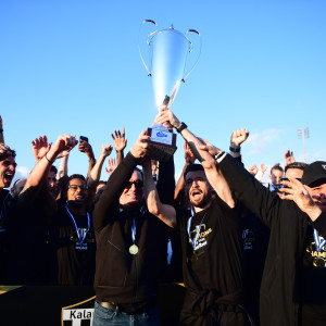 Η απονομή του τροπαίου στην Καλαμάτα για την κατάκτηση του τίτλου (video)