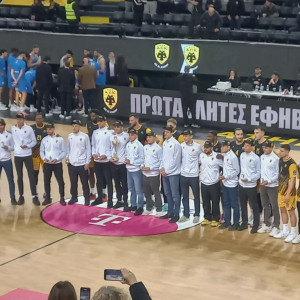 Η ΑΕΚ τίμησε τους πρωταθλητές Εφήβους της