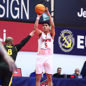 Παρέμεινε στην κορυφή της Elite League η Δόξα Λευκάδας, φοβερό triple double για τον Νικολαϊδη