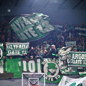 Ο κόσμος του Παναθηναϊκού αποθέωσε την ομάδα, παρά την απώλεια του Challenge Cup