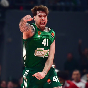 Ο Αταμάν αποθέωσε τον Χουάντσο για την άμυνά του: «Καλή δουλειά, φίλε!»