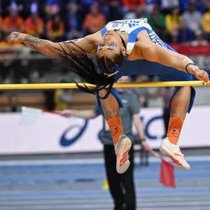 Παγκόσμιο κλειστού: Κυνηγά την υπέρβαση η Ντραγκομίροβα - Σε Ντε Σόουσα και Γουόλς οι «πρωινοί» τίτλοι