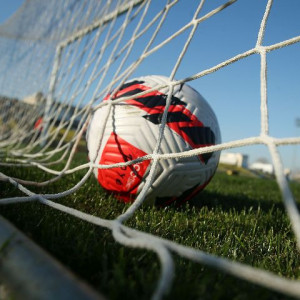 Παράγοντες και ποδοσφαιριστές ιστορικής ομάδας παραπέμπονται σε δίκη για 13 «στημένα» παιχνίδια