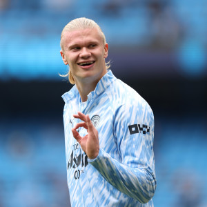 Ρεκόρ και στις... βιβλιοθήκες: Ο Χάαλαντ δώρισε το πολυτιμότερο βιβλίο της Νορβηγικής λογοτεχνίας