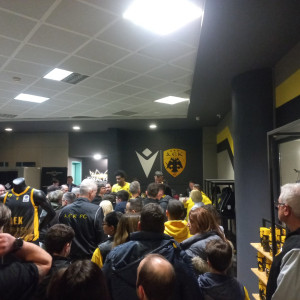 H AEK και οι δράσεις της που φέρνουν τον κόσμο πιο κοντά στην ομάδα (video)