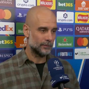 «Είναι σαν ξυλοκόπος» - Πόσο κοστίζει το καρό πουκάμισο του Γκουαρδιόλα που έγινε viral