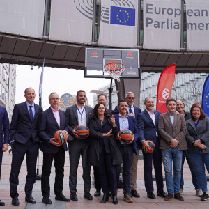 Η διοίκηση της EuroLeague πήγε στο Ευρωπαϊκό Κοινοβούλιο - Ο Νίκος Παππάς ήταν στη συνάντηση
