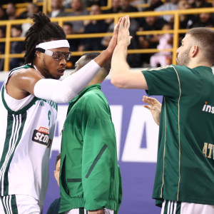 Εκτός αποστολής για τον Παναθηναϊκό ο Χολμς - Ποιους άλλους «έκοψε» ο Αταμάν