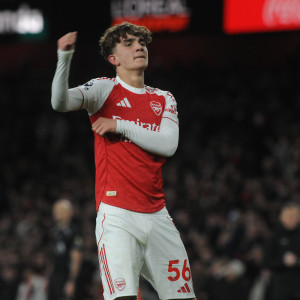 Νταουνμάνια! Ποιος είναι ο 16χρονος που σπάει το ένα ρεκόρ μετά το άλλο και ίσως δώσει το πρωτάθλημα στην Άρσεναλ