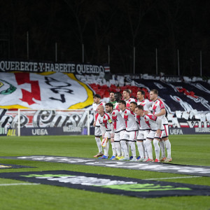 Ποδοσφαιριστής της Ράγιο Βαγιεκάνο τραυματίστηκε σε αγώνα της Σενεγάλης και είναι αμφίβολος για το ματς με την ΑΕΚ