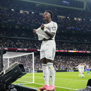 Με πρωταγωνιστή Βινίσιους η Ρεάλ πήρε την ντερμπάρα της Μαδρίτης από την Ατλέτικο με ανατροπή