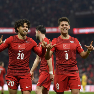 Η Τουρκία υπέταξε τη Ρουμανία του Μαρίν και «βλέπει» Μουντιάλ