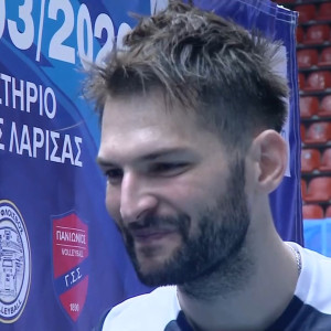 Καπετανίδης: «Μάνα άμα είσαι ακόμα εκεί ευχαριστώ που με βλέπεις, ξέρω ότι περνάει δύσκολα»