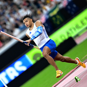 Υπάρχει μυστικό για την εκτόξευση του Καραλή και το μάθαμε - Έτσι «χτυπάει» τον Ντουπλάντις