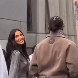 Τους «έπιασαν» οι κάμερες: Κιμ Καρντάσιαν και Χάμιλτον στους δρόμους του Τόκιο (video-photos)