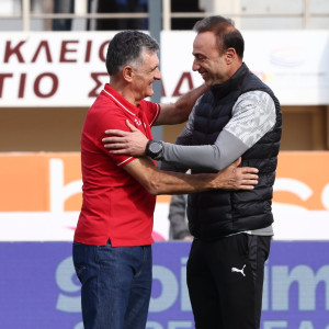 Η αγκαλιά Μεντιλίμπαρ - Κόντη πριν την έναρξη της αναμέτρησης του ΟΦΗ με τον Ολυμπιακό (photos)